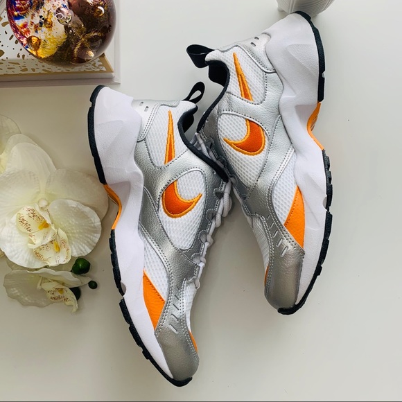 Nike Air Heights - Picture 9 of 9